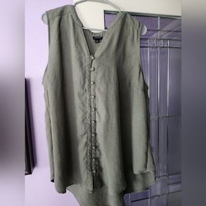 Torrid green sleeveless top